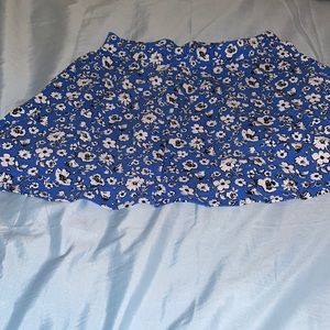 Blue with white flowers skating skirt